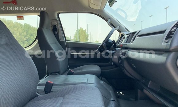 Ra Imported Toyota Hiace funfun Ọkọ̀ in Import - Dubai ni Ashanti Ra Imported Toyota Hiace funfun Ọkọ̀ in Import - Dubai ni Ashanti