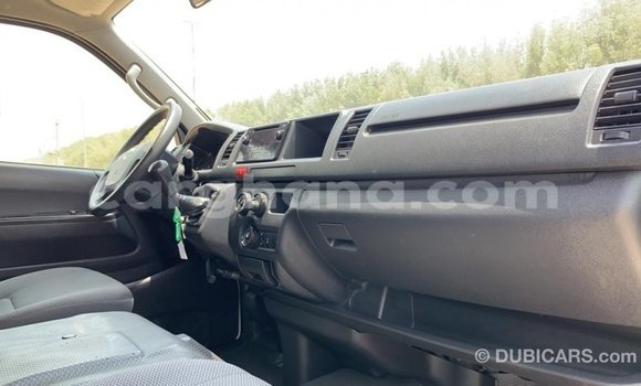 Ra Imported Toyota Hiace funfun Ọkọ̀ in Import - Dubai ni Ashanti Ra Imported Toyota Hiace funfun Ọkọ̀ in Import - Dubai ni Ashanti