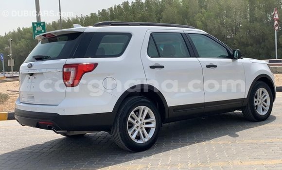 Sayi Imported Ford Explorer White Mota in Import - Dubai a Ashanti Sayi Imported Ford Explorer White Mota in Import - Dubai a Ashanti