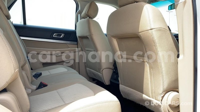 Big with watermark ford explorer ashanti import dubai 33897