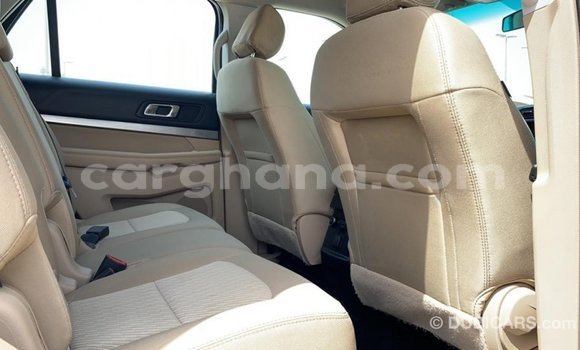 Sayi Imported Ford Explorer White Mota in Import - Dubai a Ashanti Sayi Imported Ford Explorer White Mota in Import - Dubai a Ashanti