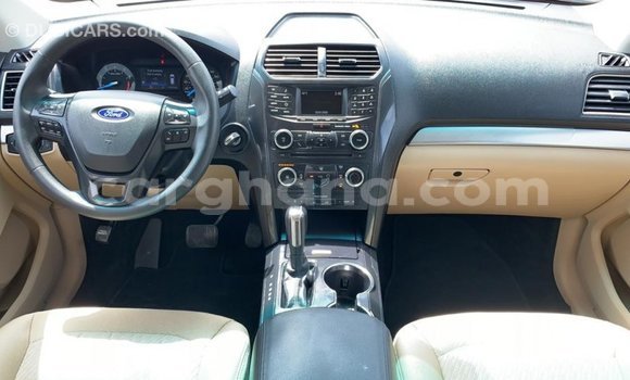 Sayi Imported Ford Explorer White Mota in Import - Dubai a Ashanti Sayi Imported Ford Explorer White Mota in Import - Dubai a Ashanti