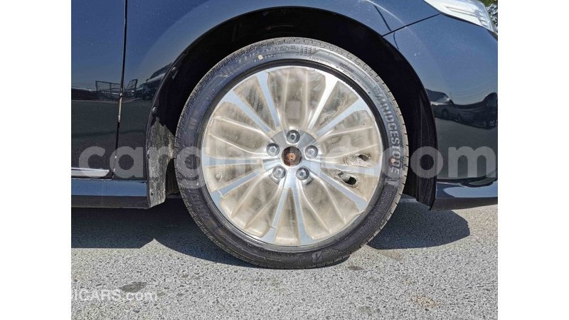 Big with watermark toyota camry ashanti import dubai 33921