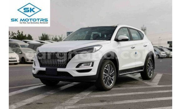 Sayi Imported Hyundai Tucson White Mota in Import - Dubai a Ashanti Sayi Imported Hyundai Tucson White Mota in Import - Dubai a Ashanti
