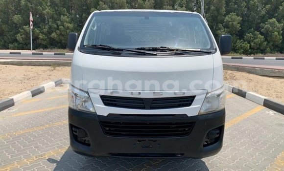 Ra Imported Mitsubishi i funfun Ọkọ̀ in Import - Dubai ni Ashanti Ra Imported Mitsubishi i funfun Ọkọ̀ in Import - Dubai ni Ashanti