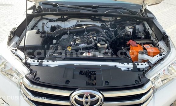 Sayi Imported Toyota Hilux White Mota in Import - Dubai a Ashanti Sayi Imported Toyota Hilux White Mota in Import - Dubai a Ashanti
