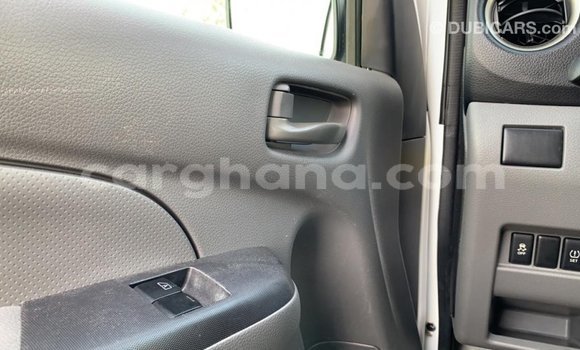 Buy Import Nissan Urvan White Car in Import - Dubai in Ashanti Buy Import Nissan Urvan White Car in Import - Dubai in Ashanti