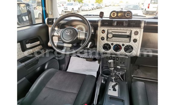 Buy Import Toyota FJ Cruiser Blue Car in Import - Dubai in Ashanti Buy Import Toyota FJ Cruiser Blue Car in Import - Dubai in Ashanti