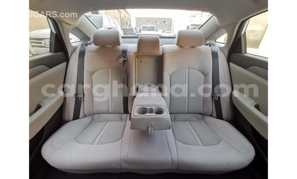 Sayi Imported Hyundai Sonata White Mota in Import - Dubai a Ashanti Sayi Imported Hyundai Sonata White Mota in Import - Dubai a Ashanti