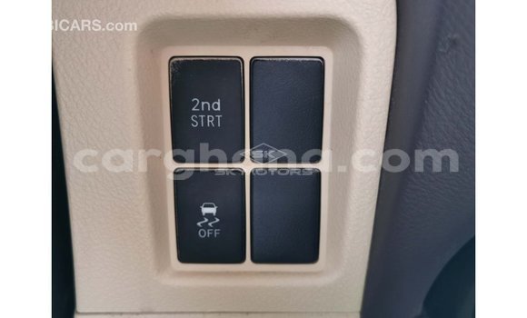 Sayi Imported Toyota Prado White Mota in Import - Dubai a Ashanti Sayi Imported Toyota Prado White Mota in Import - Dubai a Ashanti