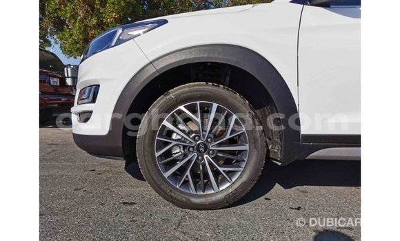 Ra Imported Hyundai Tucson funfun Ọkọ̀ in Import - Dubai ni Ashanti Ra Imported Hyundai Tucson funfun Ọkọ̀ in Import - Dubai ni Ashanti