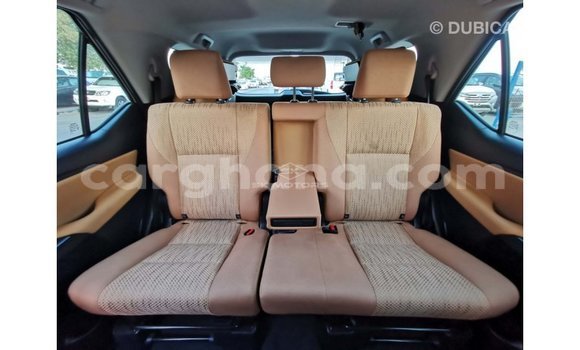 Sayi Imported Toyota Fortuner White Mota in Import - Dubai a Ashanti Sayi Imported Toyota Fortuner White Mota in Import - Dubai a Ashanti
