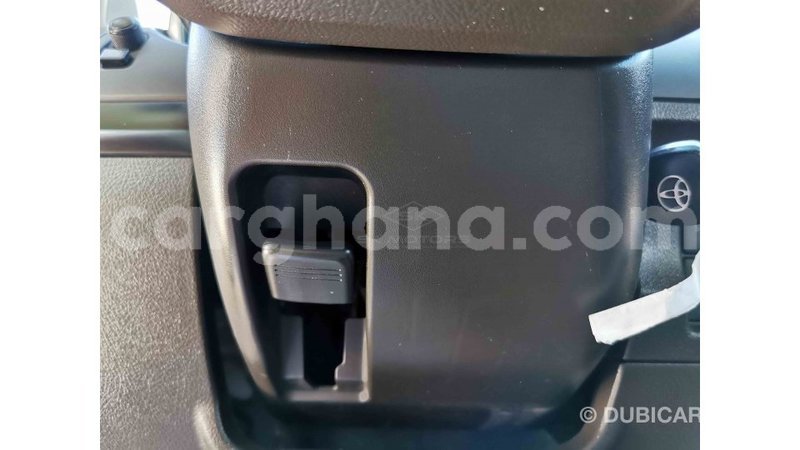 Big with watermark toyota prado ashanti import dubai 34011