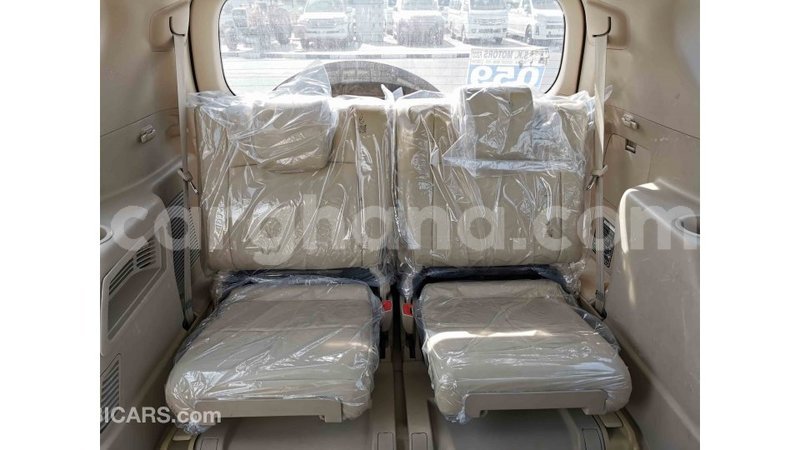 Big with watermark toyota prado ashanti import dubai 34011