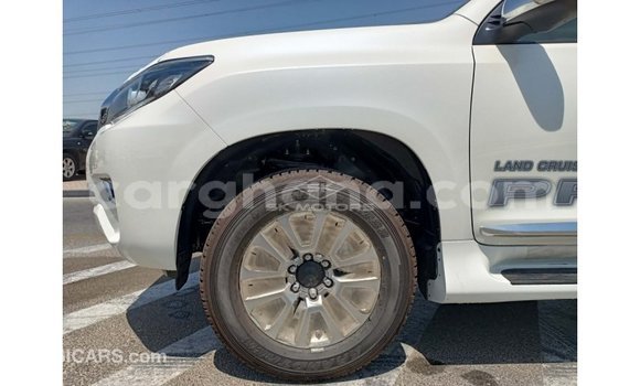 Sayi Imported Toyota Prado White Mota in Import - Dubai a Ashanti Sayi Imported Toyota Prado White Mota in Import - Dubai a Ashanti