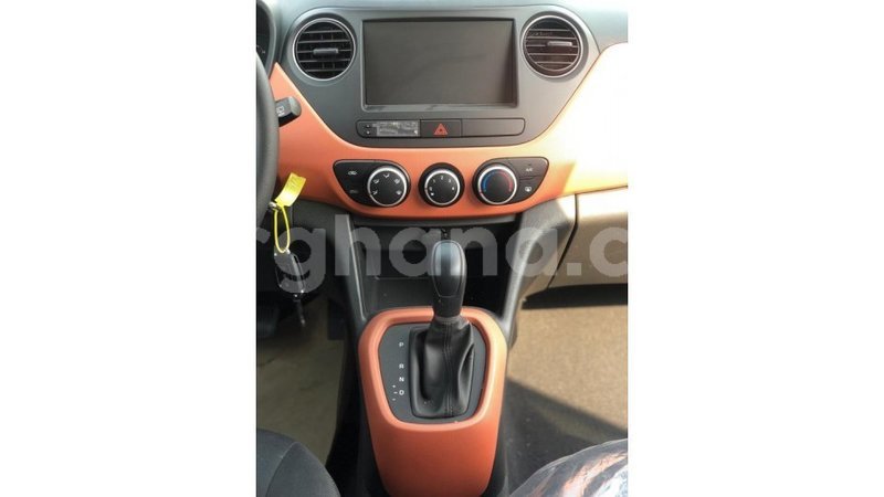 Big with watermark hyundai i10 ashanti import dubai 34049