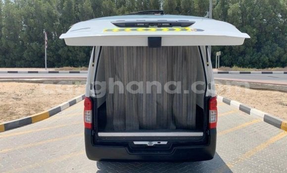 Sayi Imported Mitsubishi i White Mota in Import - Dubai a Ashanti Sayi Imported Mitsubishi i White Mota in Import - Dubai a Ashanti