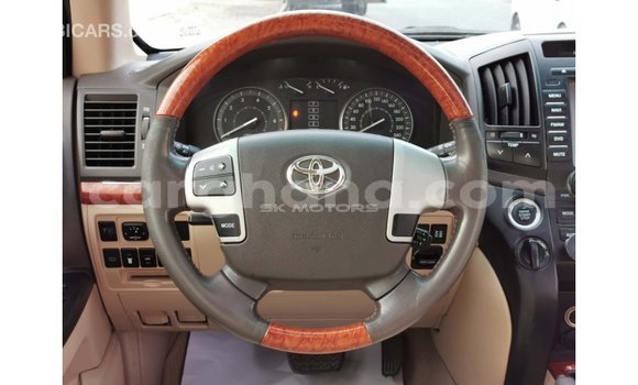 Ra Imported Toyota Land Cruiser Red Ọkọ̀ in Import - Dubai ni Ashanti Ra Imported Toyota Land Cruiser Red Ọkọ̀ in Import - Dubai ni Ashanti