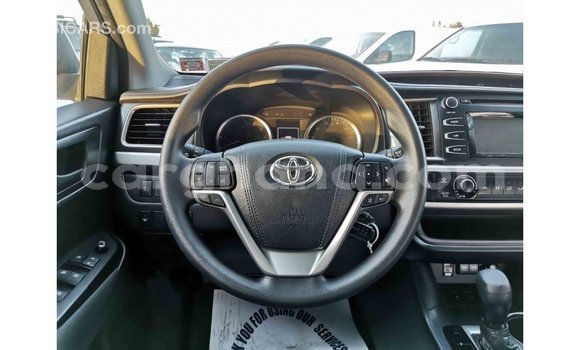Sayi Imported Toyota Highlander Sauran Mota in Import - Dubai a Ashanti Sayi Imported Toyota Highlander Sauran Mota in Import - Dubai a Ashanti
