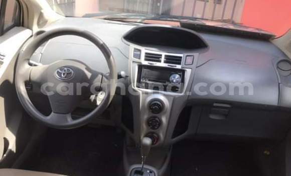 Ra Àlòkù Toyota Yaris Silver Ọkọ̀ in Sekondi–Takoradi Metropolitan ni Oorun Ra Àlòkù Toyota Yaris Silver Ọkọ̀ in Sekondi–Takoradi Metropolitan ni Oorun