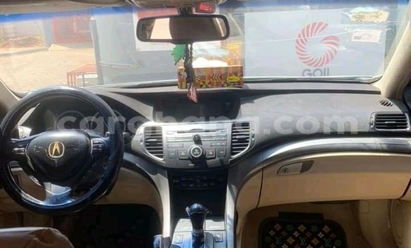 Ra Àlòkù Acura TSX funfun Ọkọ̀ in Accra ni Greater Accra Ra Àlòkù Acura TSX funfun Ọkọ̀ in Accra ni Greater Accra