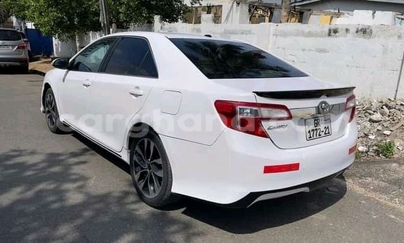 Buy Used Toyota Camry White Car in Accra in Greater Accra Buy Used Toyota Camry White Car in Accra in Greater Accra