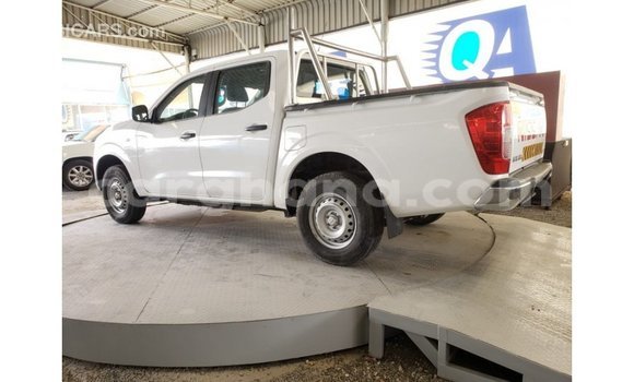 Ra Imported Nissan Navara funfun Ọkọ̀ in Import - Dubai ni Ashanti Ra Imported Nissan Navara funfun Ọkọ̀ in Import - Dubai ni Ashanti