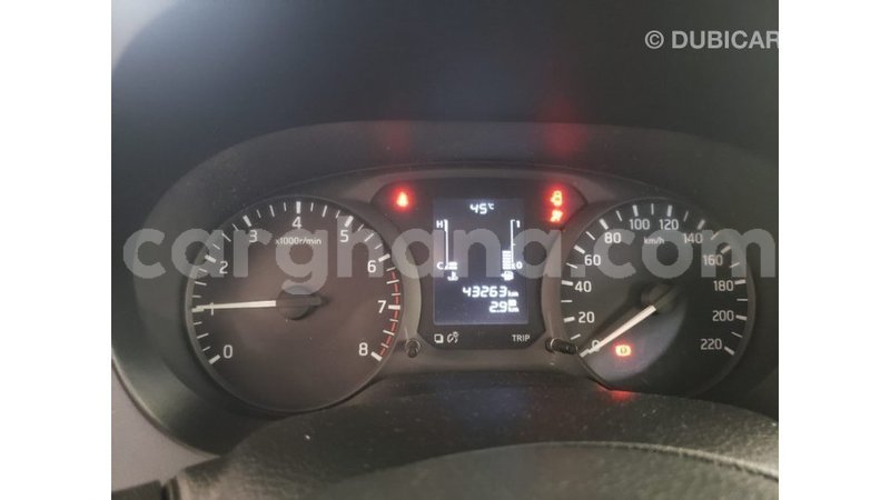 Big with watermark nissan navara ashanti import dubai 34122