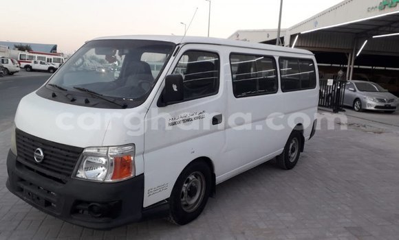 Ra Imported Nissan Urvan funfun Ọkọ̀ in Import - Dubai ni Ashanti Ra Imported Nissan Urvan funfun Ọkọ̀ in Import - Dubai ni Ashanti