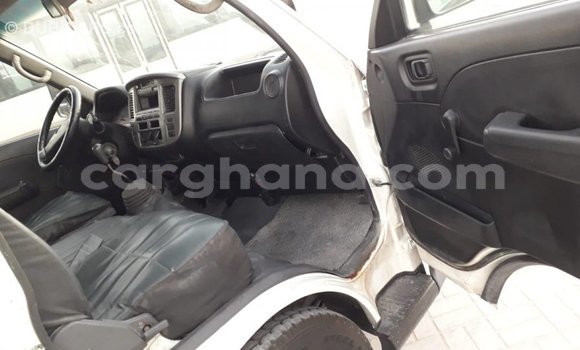 Ra Imported Nissan Urvan funfun Ọkọ̀ in Import - Dubai ni Ashanti Ra Imported Nissan Urvan funfun Ọkọ̀ in Import - Dubai ni Ashanti