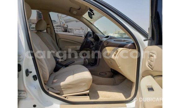 Ra Imported Nissan Sunny funfun Ọkọ̀ in Import - Dubai ni Ashanti Ra Imported Nissan Sunny funfun Ọkọ̀ in Import - Dubai ni Ashanti