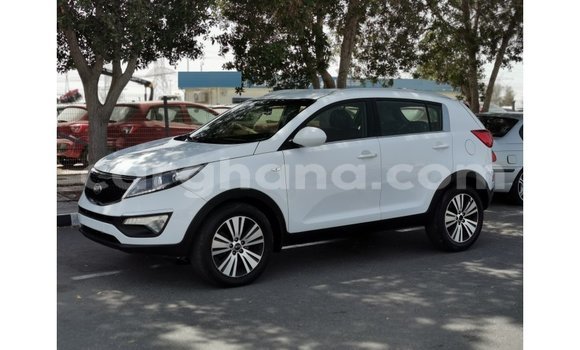 Buy Import Kia Sportage White Car in Import - Dubai in Ashanti Buy Import Kia Sportage White Car in Import - Dubai in Ashanti