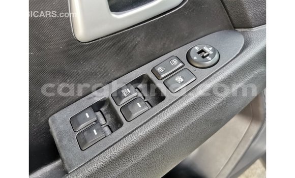 Buy Import Kia Sportage White Car in Import - Dubai in Ashanti Buy Import Kia Sportage White Car in Import - Dubai in Ashanti