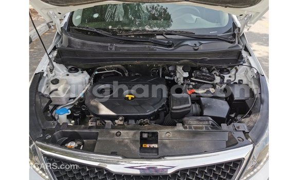 Buy Import Kia Sportage White Car in Import - Dubai in Ashanti Buy Import Kia Sportage White Car in Import - Dubai in Ashanti