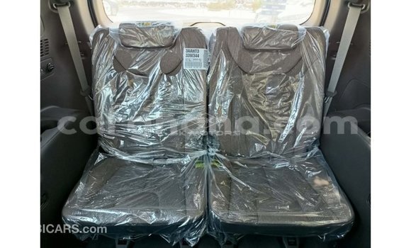 Buy Import Hyundai Santa Fe White Car in Import - Dubai in Ashanti Buy Import Hyundai Santa Fe White Car in Import - Dubai in Ashanti