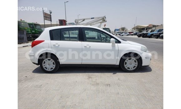 Buy Import Nissan Tiida White Car in Import - Dubai in Ashanti Buy Import Nissan Tiida White Car in Import - Dubai in Ashanti