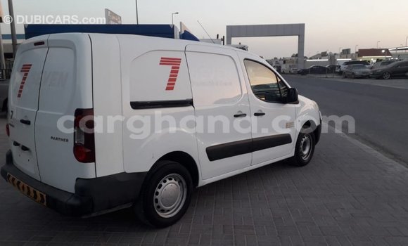 Sayi Imported Peugeot Partner White Mota in Import - Dubai a Ashanti Sayi Imported Peugeot Partner White Mota in Import - Dubai a Ashanti