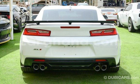 Ra Imported Chevrolet Camaro funfun Ọkọ̀ in Import - Dubai ni Ashanti Ra Imported Chevrolet Camaro funfun Ọkọ̀ in Import - Dubai ni Ashanti