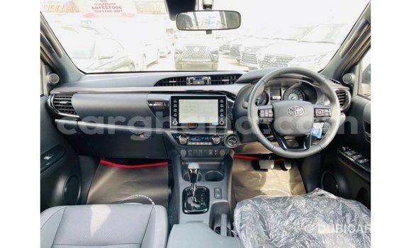 Buy Import Toyota Hilux Green Car in Import - Dubai in Ashanti Buy Import Toyota Hilux Green Car in Import - Dubai in Ashanti