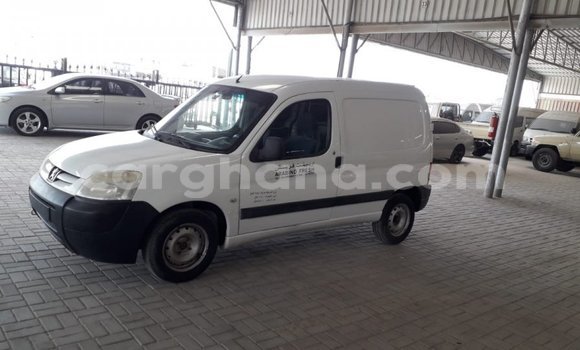 Sayi Imported Peugeot Partner White Mota in Import - Dubai a Ashanti Sayi Imported Peugeot Partner White Mota in Import - Dubai a Ashanti