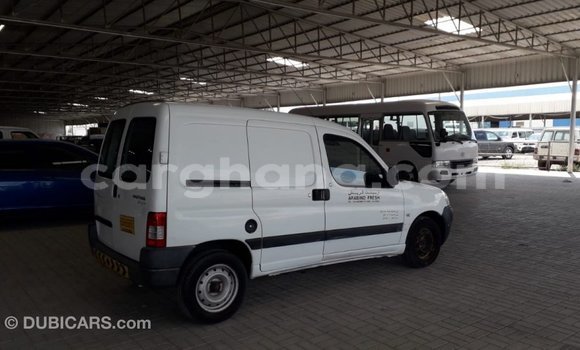 Sayi Imported Peugeot Partner White Mota in Import - Dubai a Ashanti Sayi Imported Peugeot Partner White Mota in Import - Dubai a Ashanti