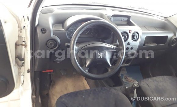 Sayi Imported Peugeot Partner White Mota in Import - Dubai a Ashanti Sayi Imported Peugeot Partner White Mota in Import - Dubai a Ashanti