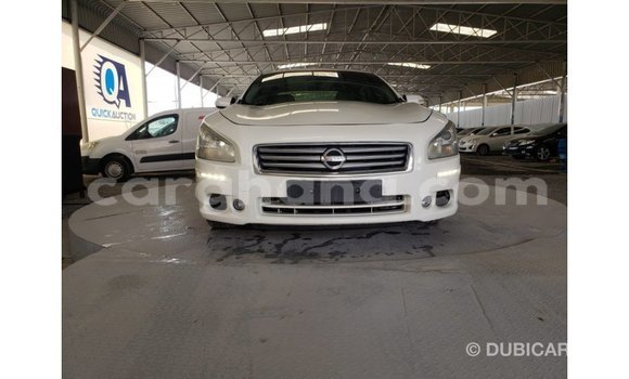 Ra Imported Nissan Maxima funfun Ọkọ̀ in Import - Dubai ni Ashanti Ra Imported Nissan Maxima funfun Ọkọ̀ in Import - Dubai ni Ashanti