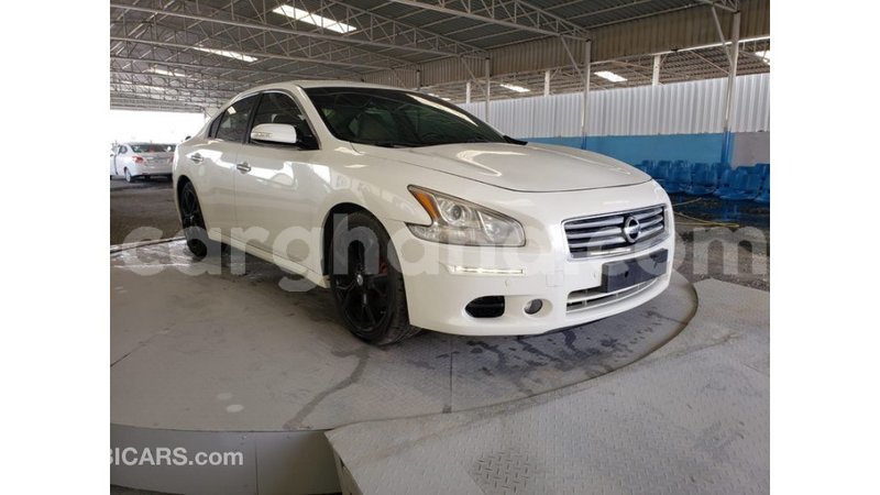 Big with watermark nissan maxima ashanti import dubai 34177