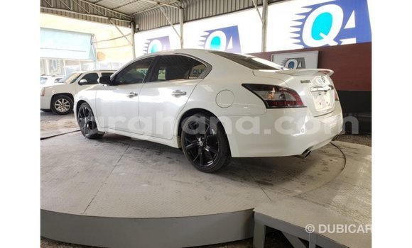 Ra Imported Nissan Maxima funfun Ọkọ̀ in Import - Dubai ni Ashanti Ra Imported Nissan Maxima funfun Ọkọ̀ in Import - Dubai ni Ashanti