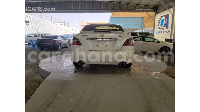 Big with watermark nissan maxima ashanti import dubai 34177