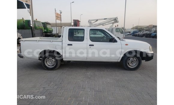 Buy Import Nissan Pickup White Car in Import - Dubai in Ashanti Buy Import Nissan Pickup White Car in Import - Dubai in Ashanti
