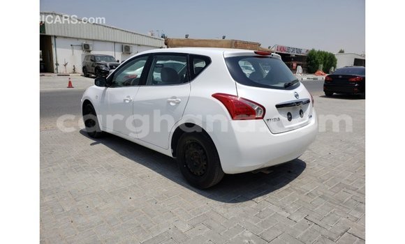 Sayi Imported Nissan Tiida White Mota in Import - Dubai a Ashanti Sayi Imported Nissan Tiida White Mota in Import - Dubai a Ashanti