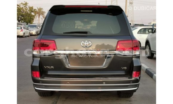 Sayi Imported Toyota Land Cruiser Sauran Mota in Import - Dubai a Ashanti Sayi Imported Toyota Land Cruiser Sauran Mota in Import - Dubai a Ashanti