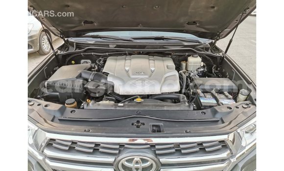 Sayi Imported Toyota Land Cruiser Sauran Mota in Import - Dubai a Ashanti Sayi Imported Toyota Land Cruiser Sauran Mota in Import - Dubai a Ashanti